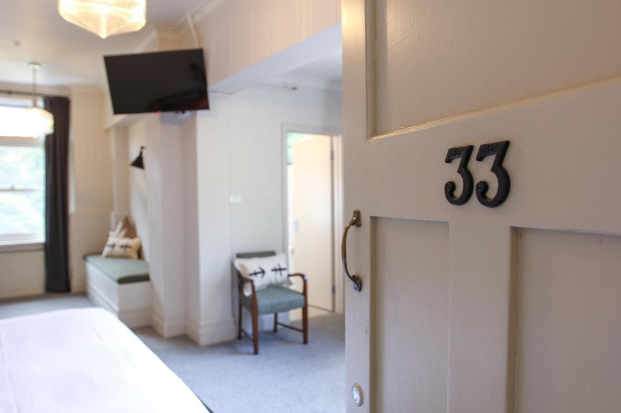 וורברטון Alpine Hotel, Eat Drink Sleep מראה חיצוני תמונה